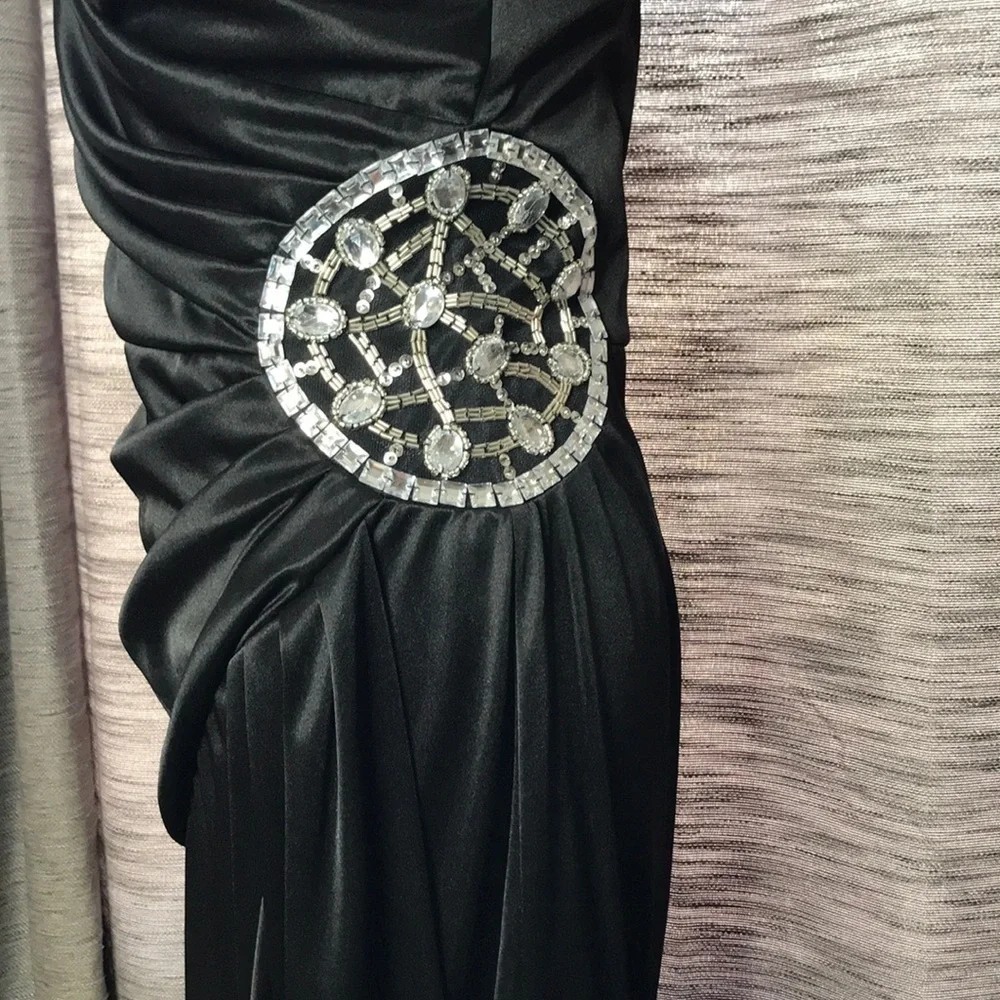 TEEZE ME BLACK MED STRAPLESS DRESS WITH BLING